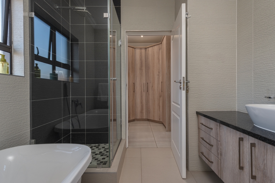 3 Bedroom Property for Sale in Eye of Africa Gauteng