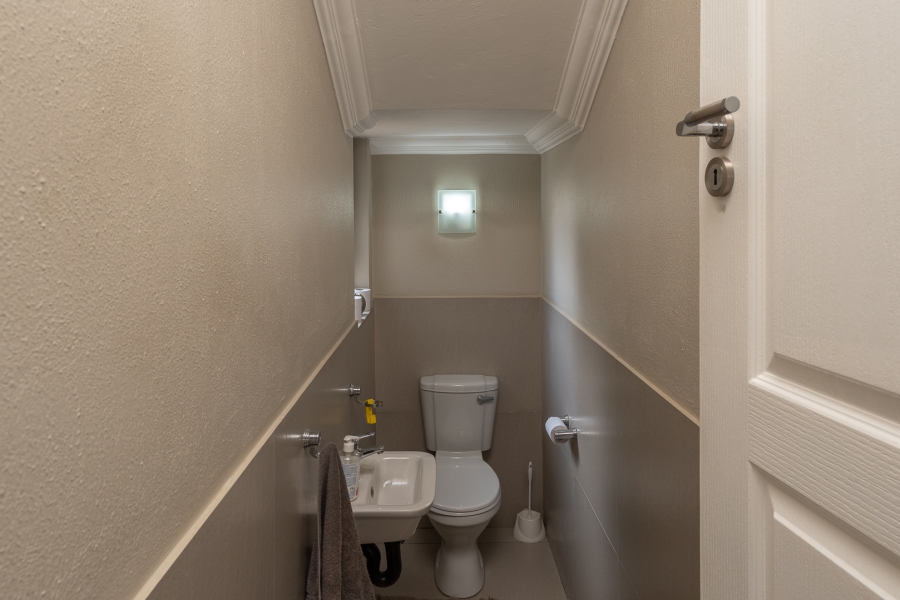 3 Bedroom Property for Sale in Eye of Africa Gauteng