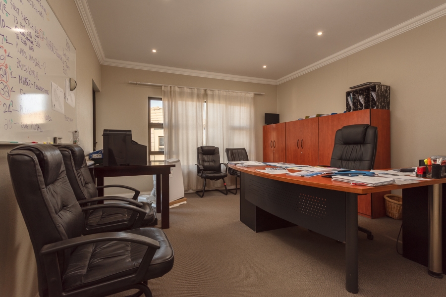 3 Bedroom Property for Sale in Eye of Africa Gauteng