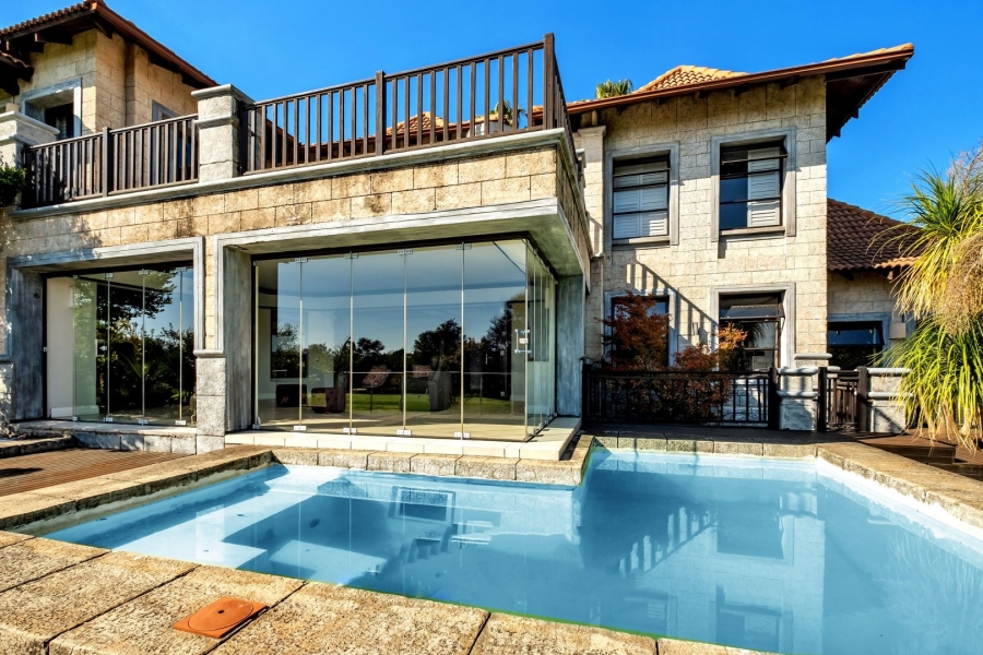 To Let 4 Bedroom Property for Rent in Dainfern Golf Estate Gauteng