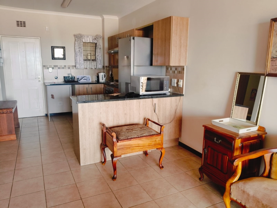 2 Bedroom Property for Sale in Featherbrooke Hills Retirement Gauteng