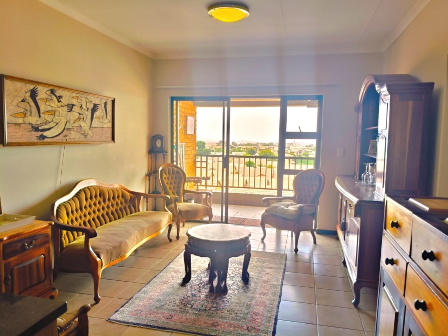 2 Bedroom Property for Sale in Featherbrooke Hills Retirement Gauteng