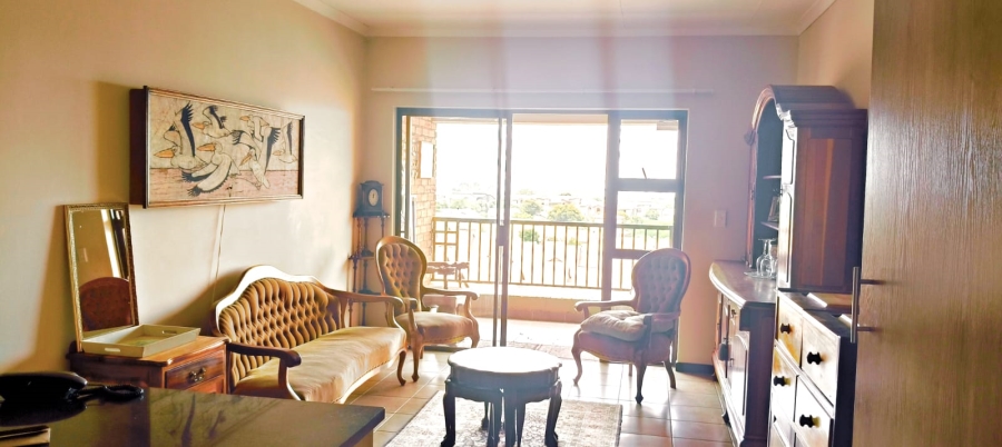 2 Bedroom Property for Sale in Featherbrooke Hills Retirement Gauteng