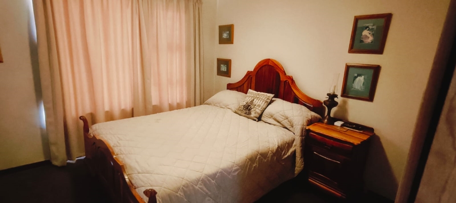 2 Bedroom Property for Sale in Featherbrooke Hills Retirement Gauteng