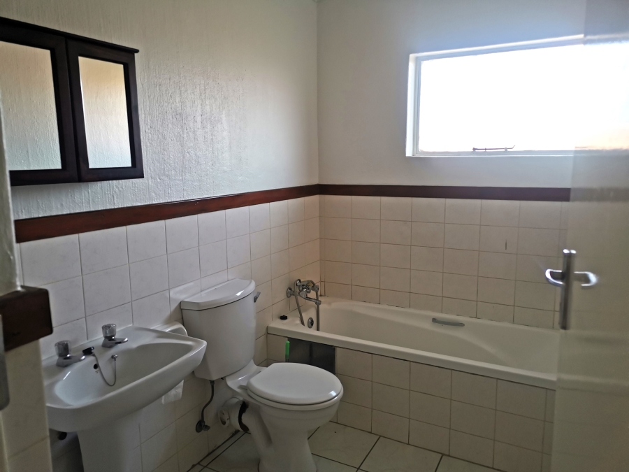 To Let 2 Bedroom Property for Rent in Allens Nek Gauteng