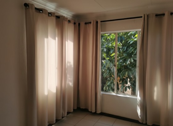 To Let 2 Bedroom Property for Rent in Allens Nek Gauteng