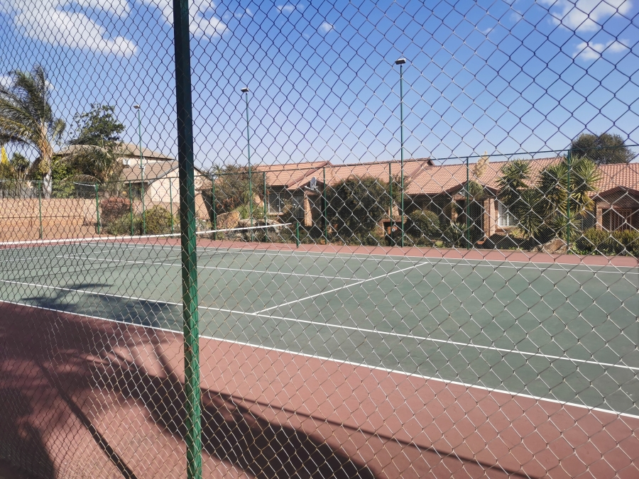 To Let 2 Bedroom Property for Rent in Allens Nek Gauteng