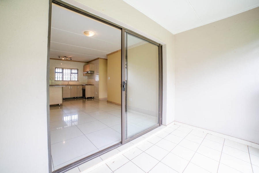 To Let 1 Bedroom Property for Rent in Noordwyk Gauteng