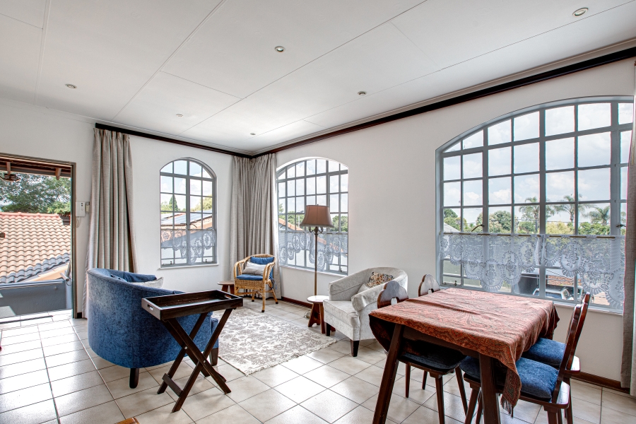 To Let 2 Bedroom Property for Rent in Linden Gauteng