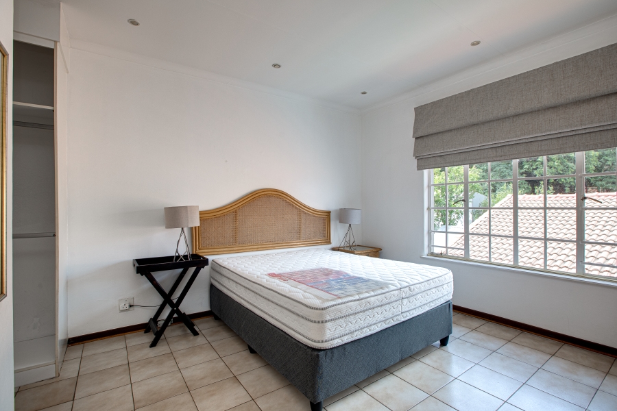 To Let 2 Bedroom Property for Rent in Linden Gauteng