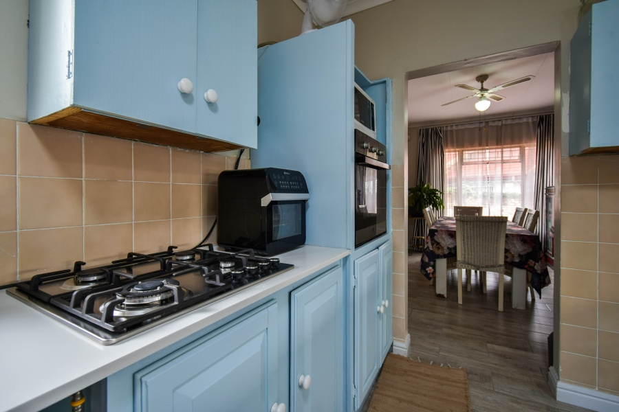 3 Bedroom Property for Sale in Garsfontein Gauteng