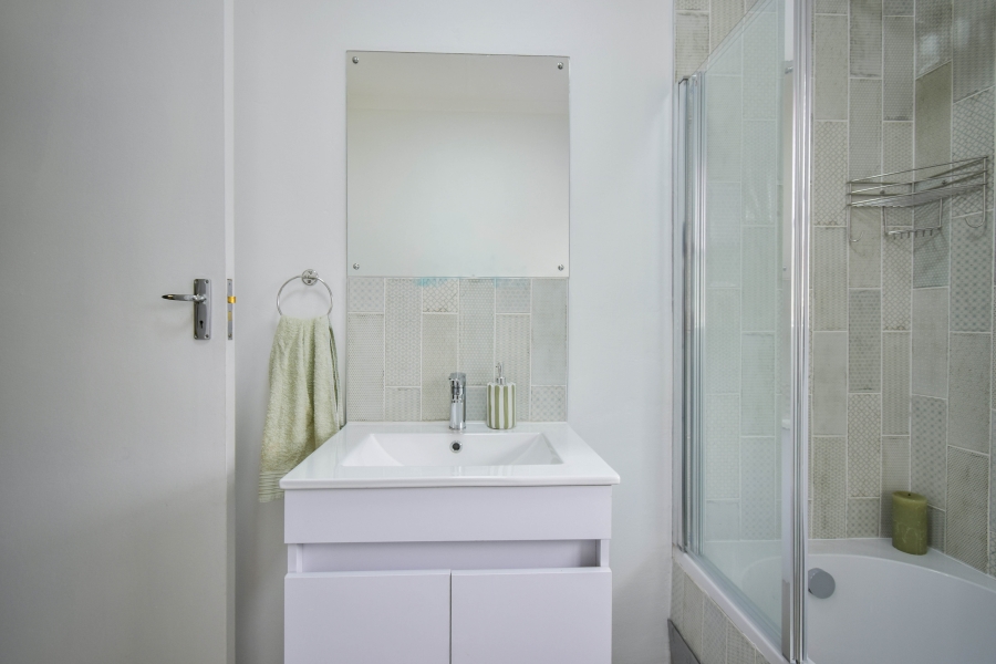 3 Bedroom Property for Sale in Garsfontein Gauteng