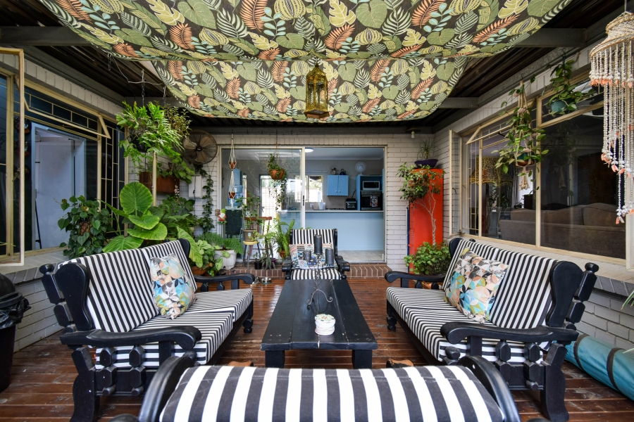 3 Bedroom Property for Sale in Garsfontein Gauteng