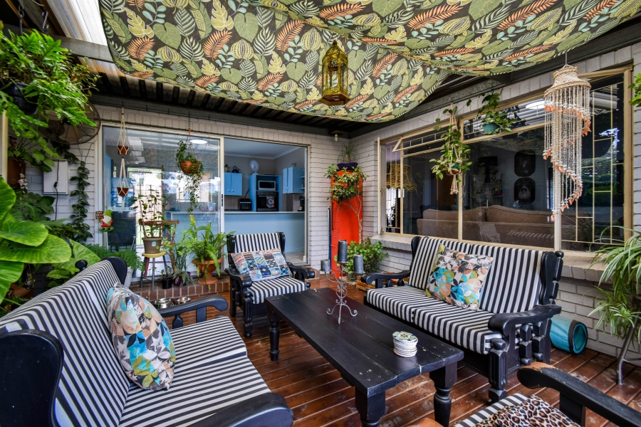 3 Bedroom Property for Sale in Garsfontein Gauteng