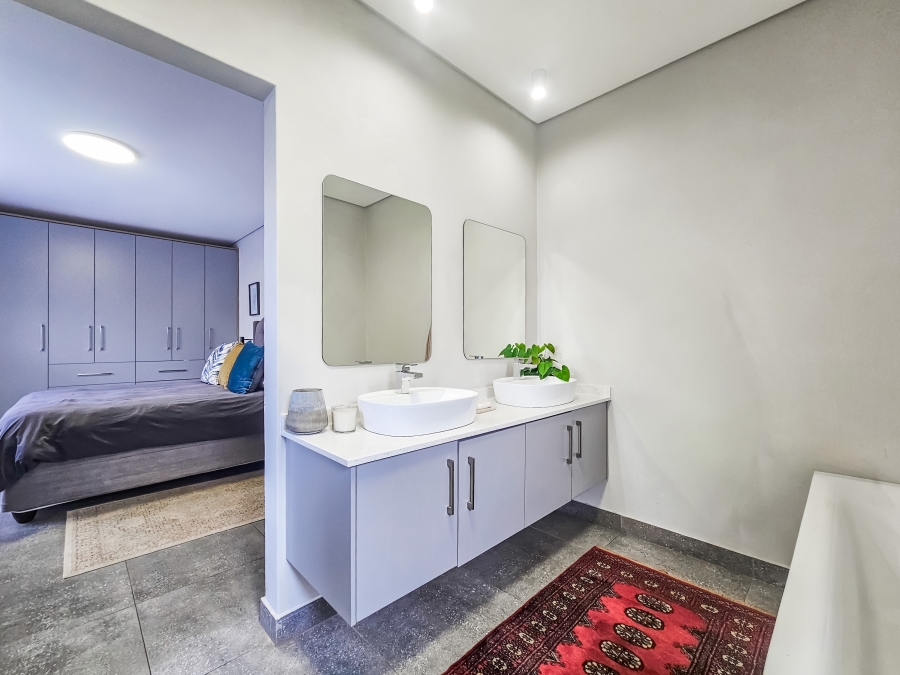 3 Bedroom Property for Sale in Brooklyn Gauteng