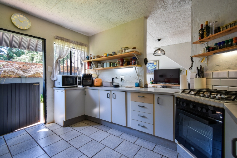 3 Bedroom Property for Sale in Garsfontein Gauteng