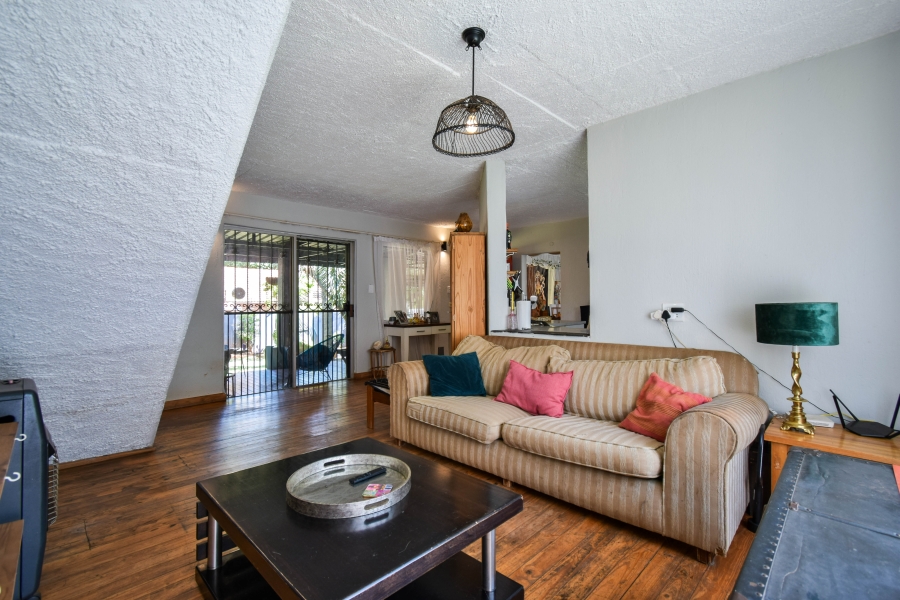 3 Bedroom Property for Sale in Garsfontein Gauteng