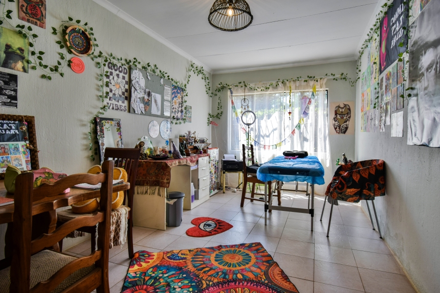 3 Bedroom Property for Sale in Garsfontein Gauteng