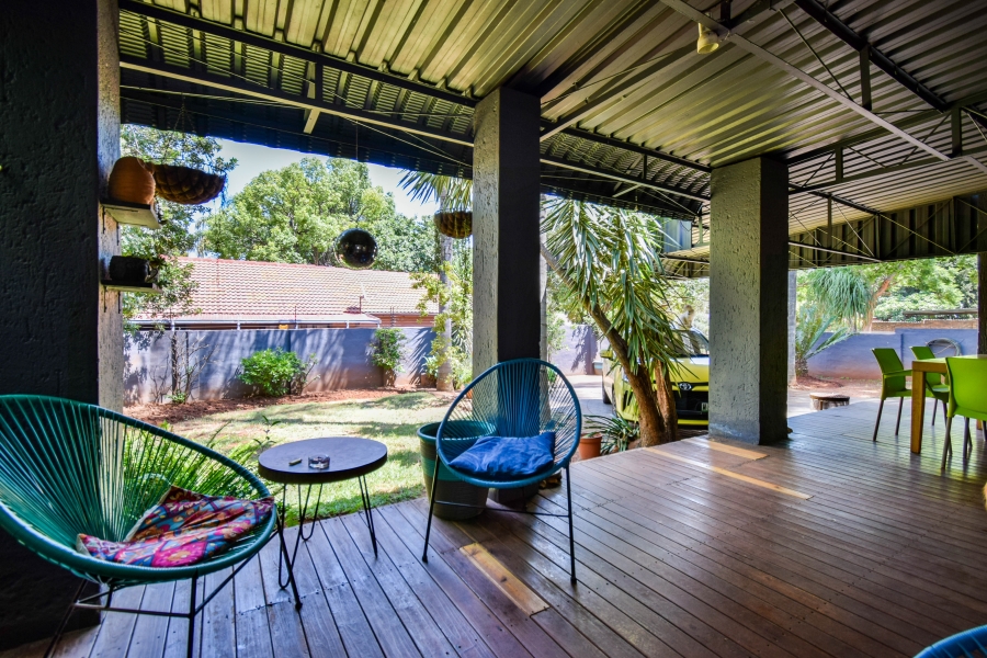 3 Bedroom Property for Sale in Garsfontein Gauteng