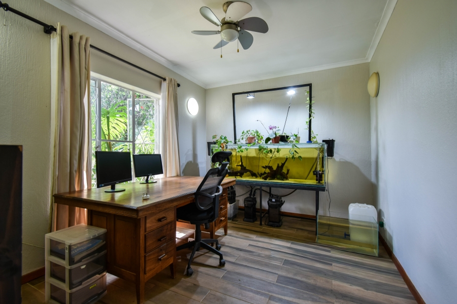 3 Bedroom Property for Sale in Garsfontein Gauteng