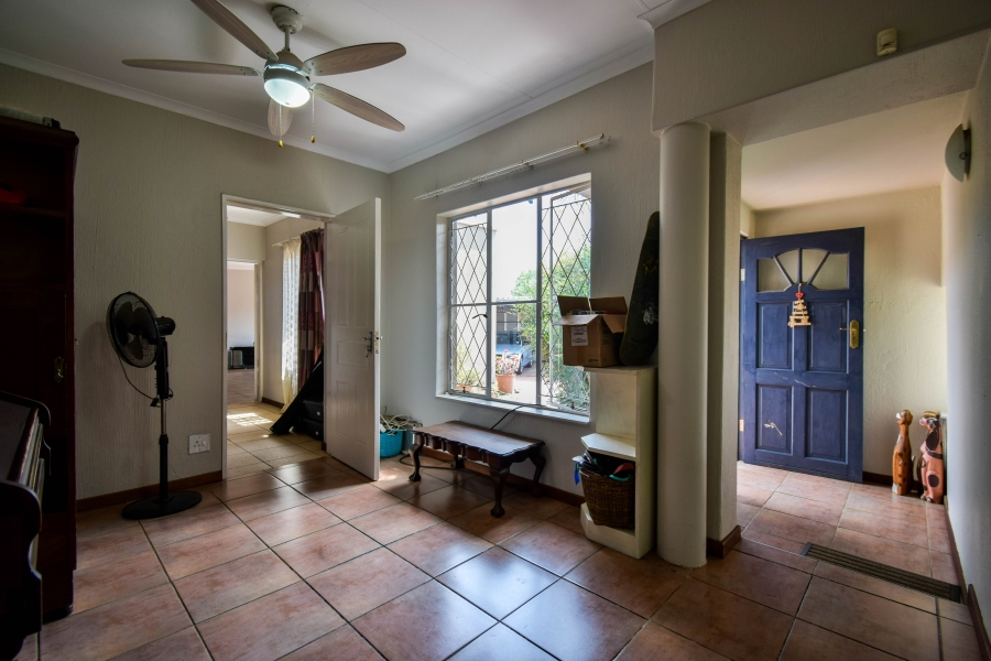 3 Bedroom Property for Sale in Garsfontein Gauteng