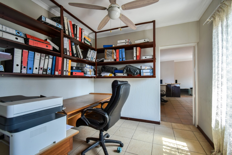 3 Bedroom Property for Sale in Garsfontein Gauteng