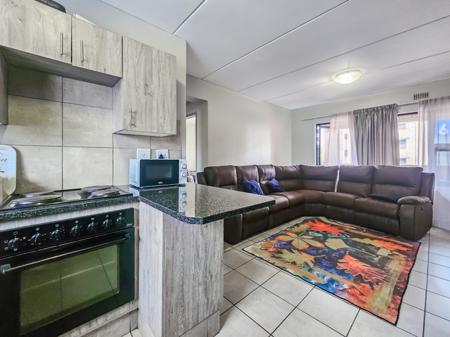 2 Bedroom Property for Sale in La Montagne Gauteng