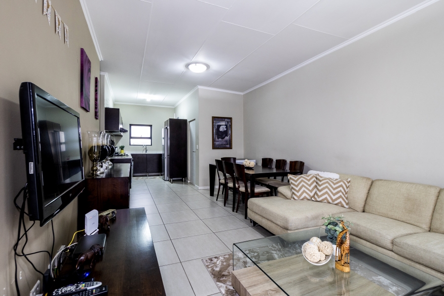 2 Bedroom Property for Sale in Greenstone Ridge Gauteng