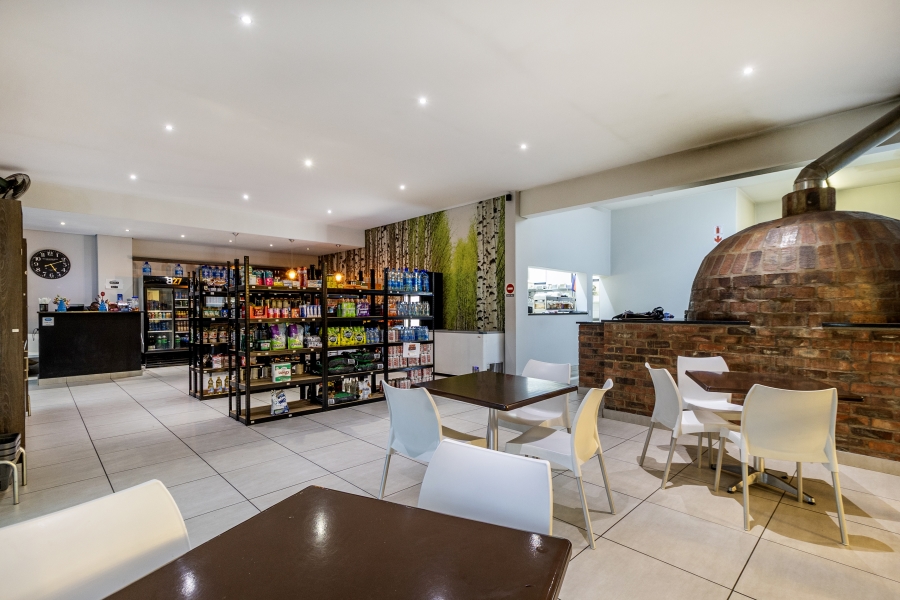 2 Bedroom Property for Sale in Greenstone Ridge Gauteng