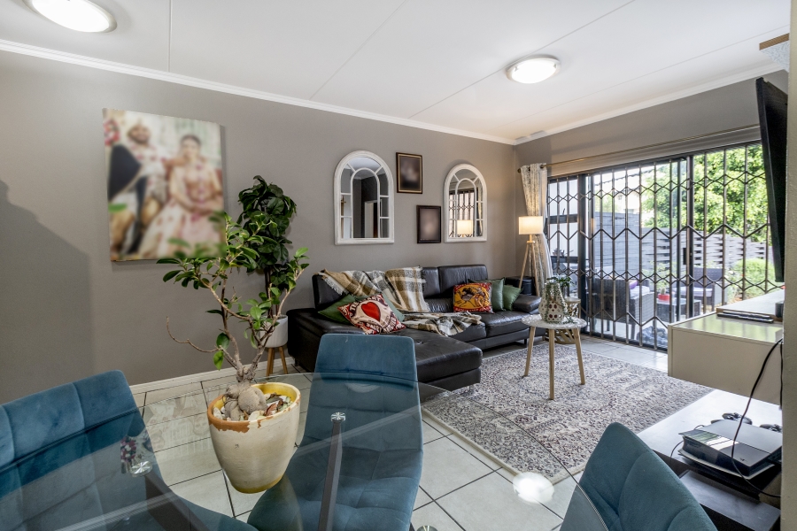 3 Bedroom Property for Sale in Greenstone Gate Gauteng