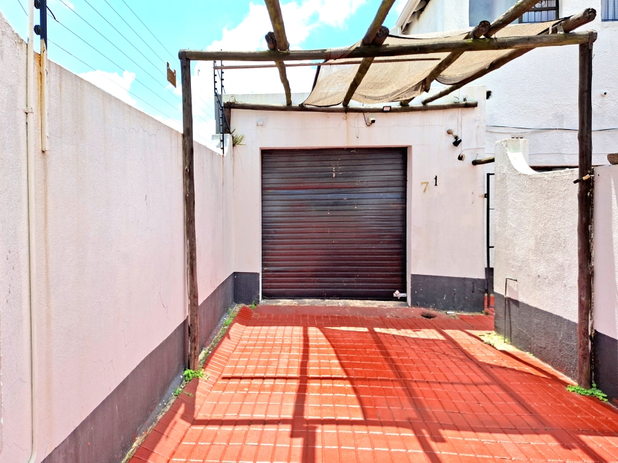 4 Bedroom Property for Sale in Sophiatown Gauteng