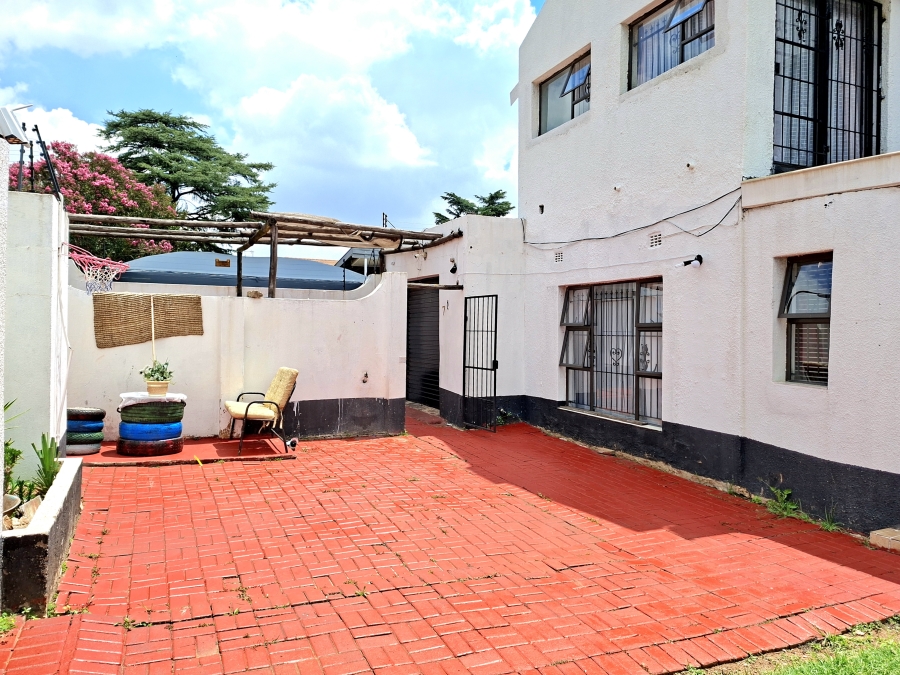 4 Bedroom Property for Sale in Sophiatown Gauteng