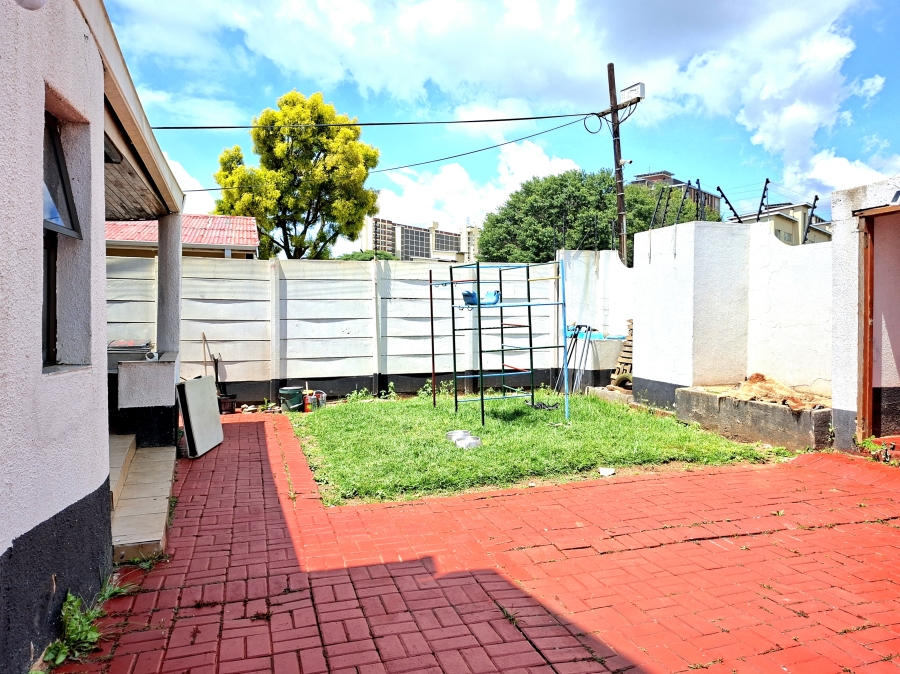 4 Bedroom Property for Sale in Sophiatown Gauteng