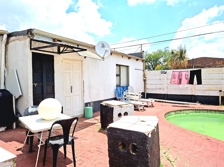 4 Bedroom Property for Sale in Sophiatown Gauteng