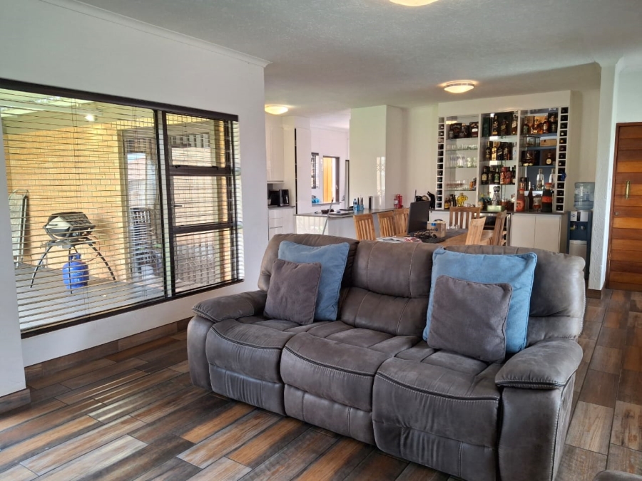 3 Bedroom Property for Sale in Bartlett Gauteng