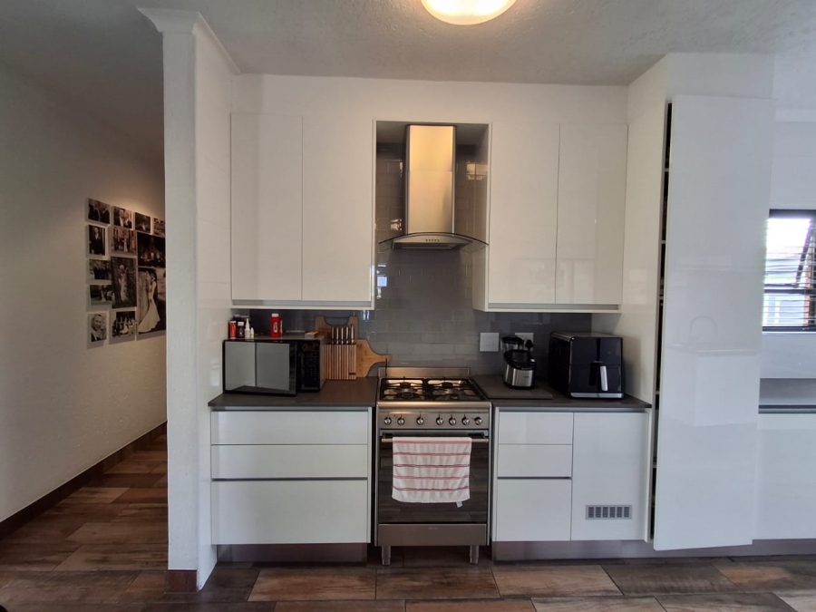 3 Bedroom Property for Sale in Bartlett Gauteng