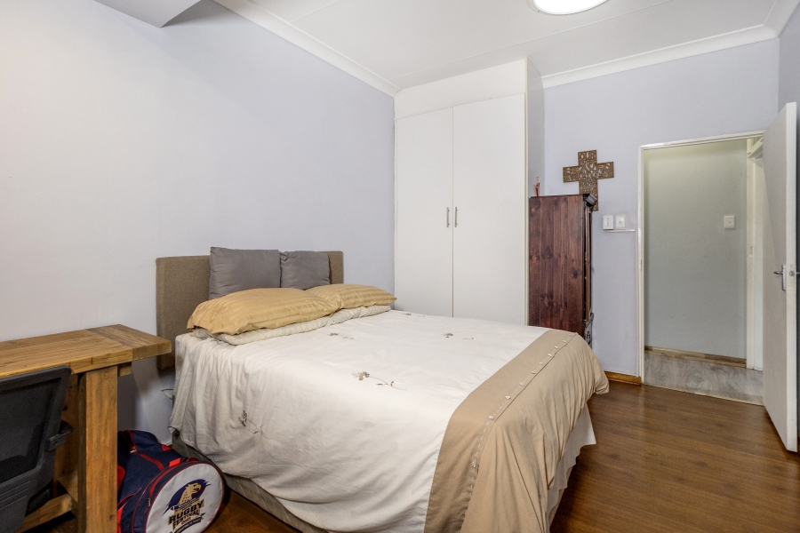 3 Bedroom Property for Sale in Lakeside Gauteng