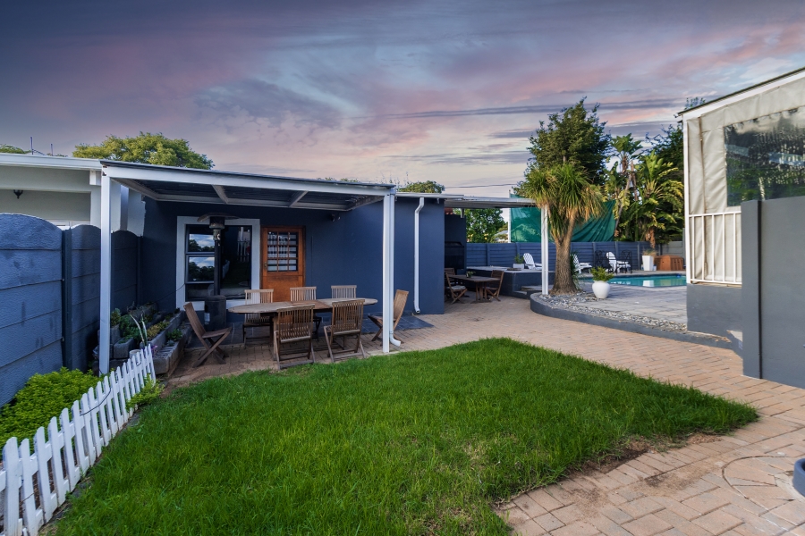 3 Bedroom Property for Sale in Lakeside Gauteng