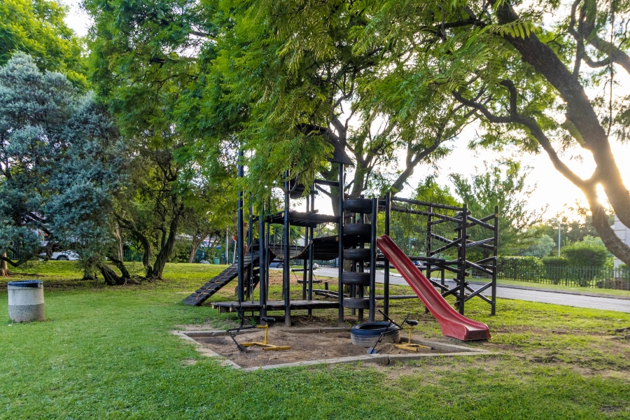 3 Bedroom Property for Sale in Lakeside Gauteng