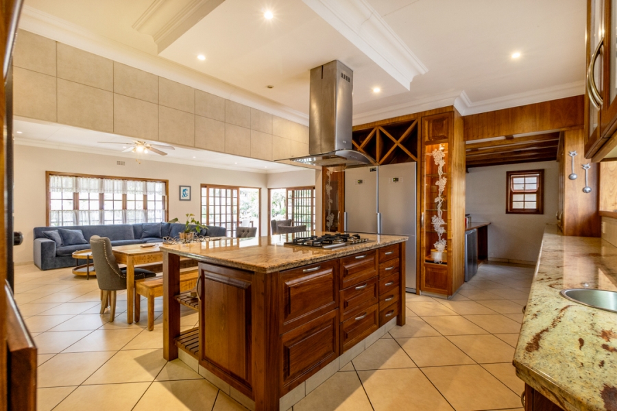 6 Bedroom Property for Sale in Eastleigh Ridge Gauteng