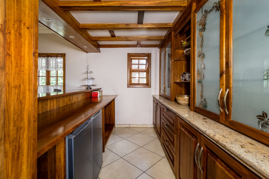 6 Bedroom Property for Sale in Eastleigh Ridge Gauteng