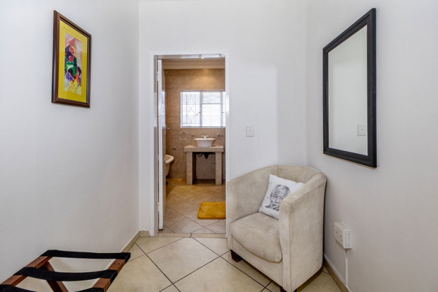 6 Bedroom Property for Sale in Eastleigh Ridge Gauteng