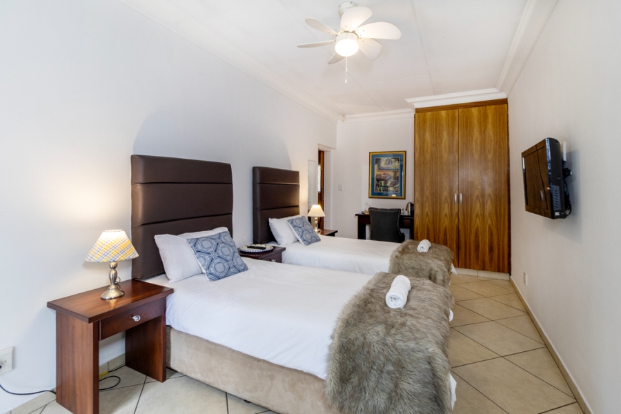 6 Bedroom Property for Sale in Eastleigh Ridge Gauteng