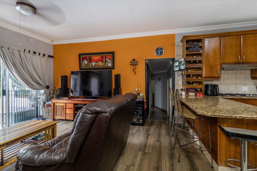 4 Bedroom Property for Sale in Moreleta Park Gauteng