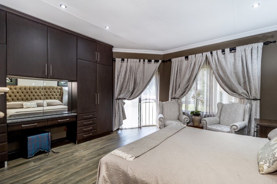 4 Bedroom Property for Sale in Moreleta Park Gauteng