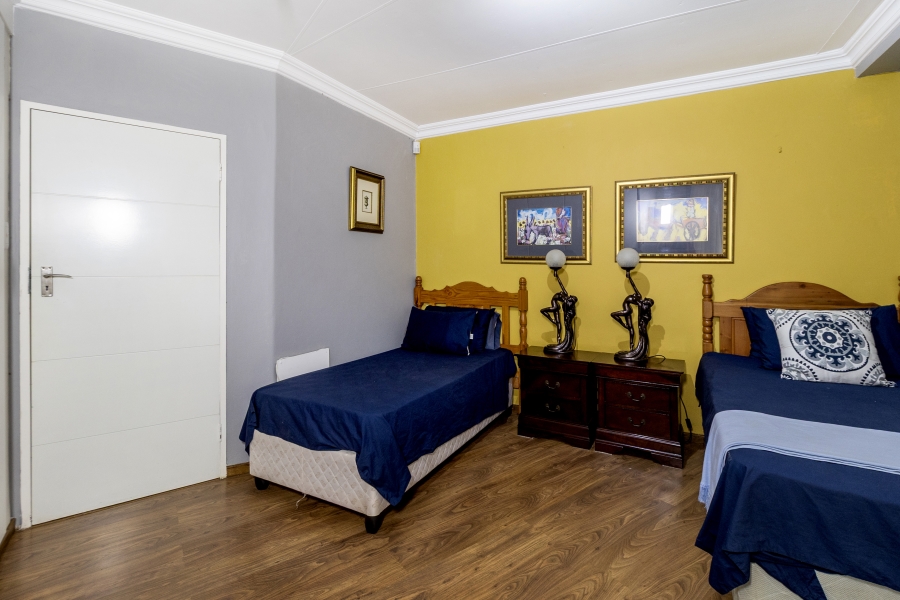 4 Bedroom Property for Sale in Moreleta Park Gauteng