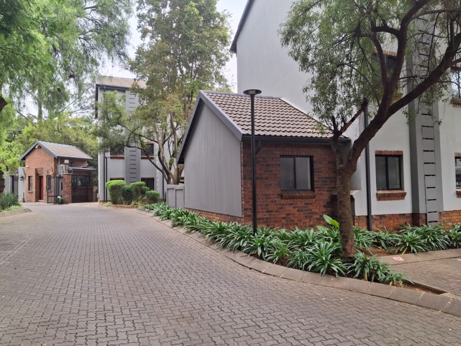 3 Bedroom Property for Sale in Ravenswood Gauteng