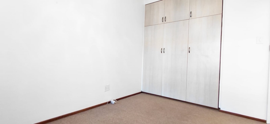 2 Bedroom Property for Sale in Dayanglen Gauteng