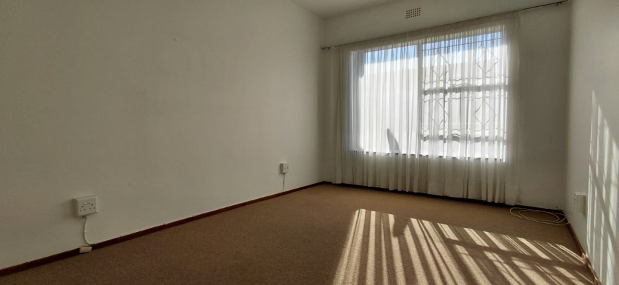 2 Bedroom Property for Sale in Dayanglen Gauteng