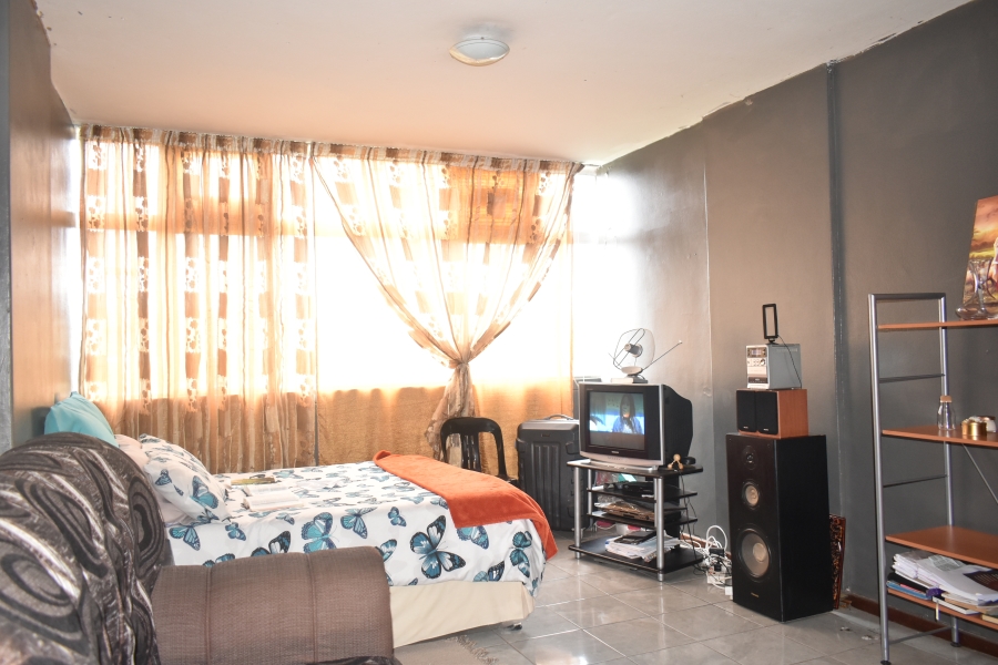 1 Bedroom Property for Sale in Sunnyside Gauteng